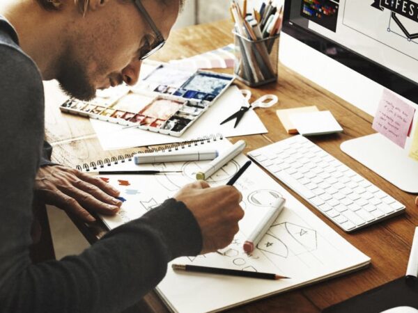 Mengenal Jurusan DKV: Peluang Karier dan Prospek Kerja di Era Digital